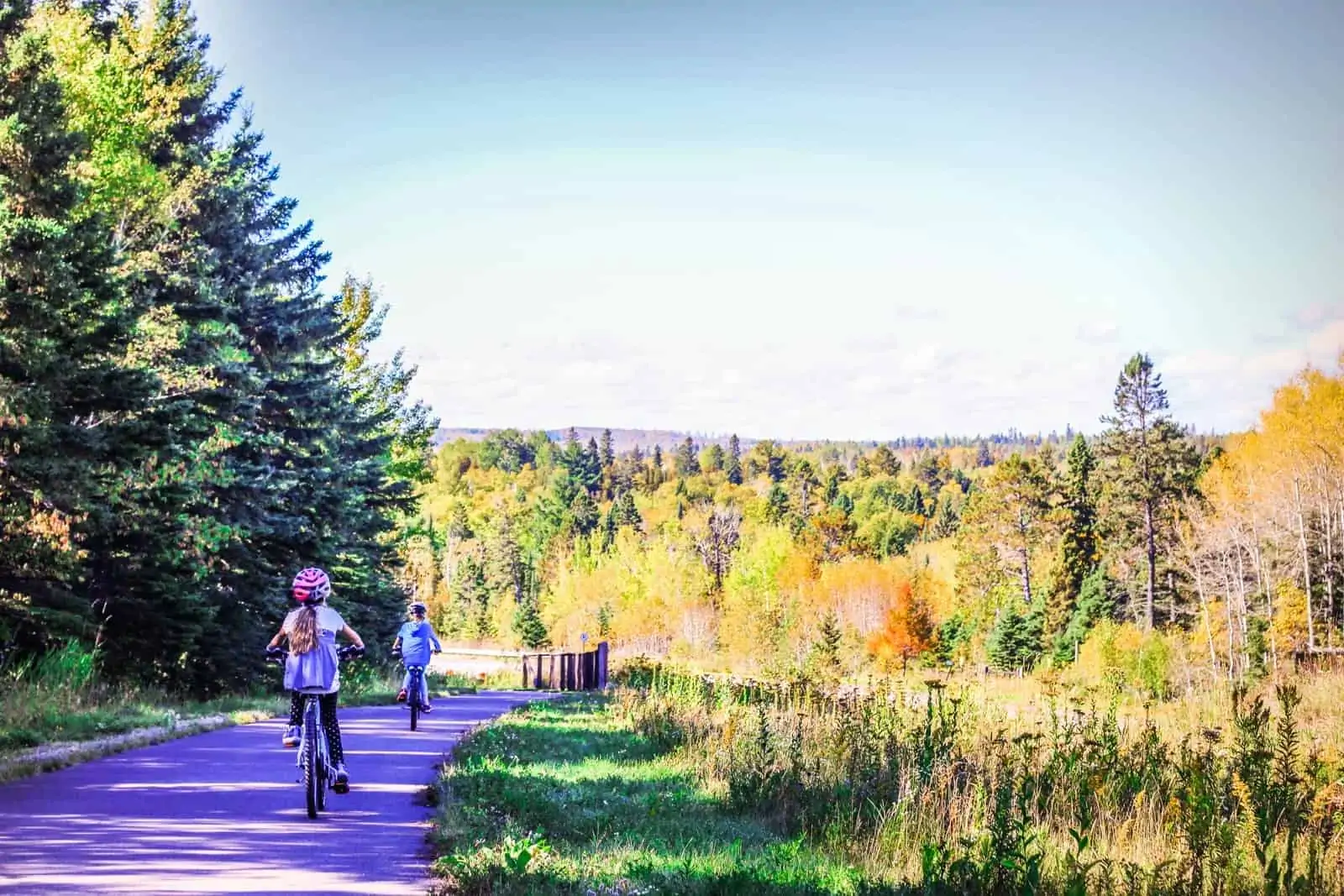 Bicyclists on Gitchi Gami State Trail