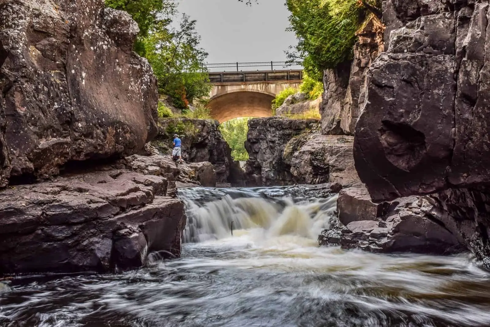 Temperance River rapids and bridge.