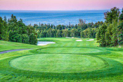 Golfing on the north shore