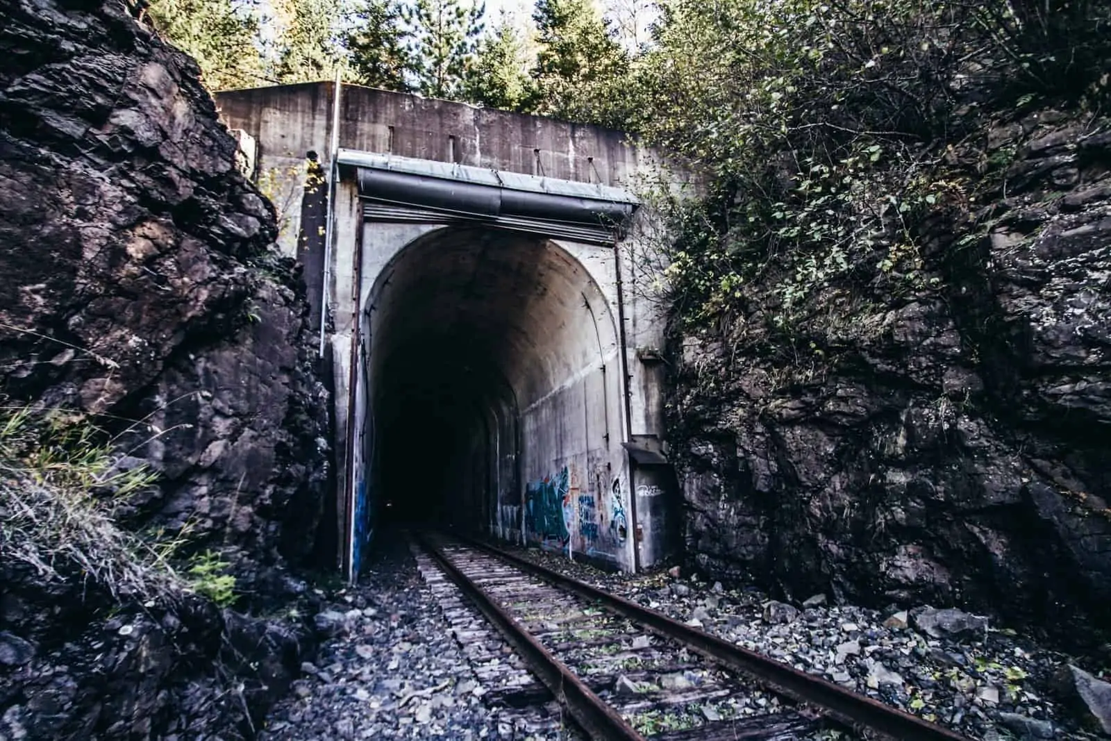 Cramer Tunnel entrance.