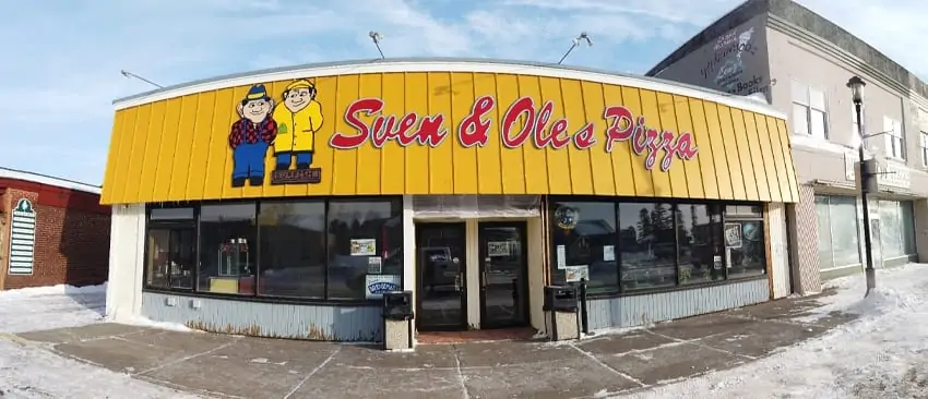 Sven & Oles Pizza exterior.