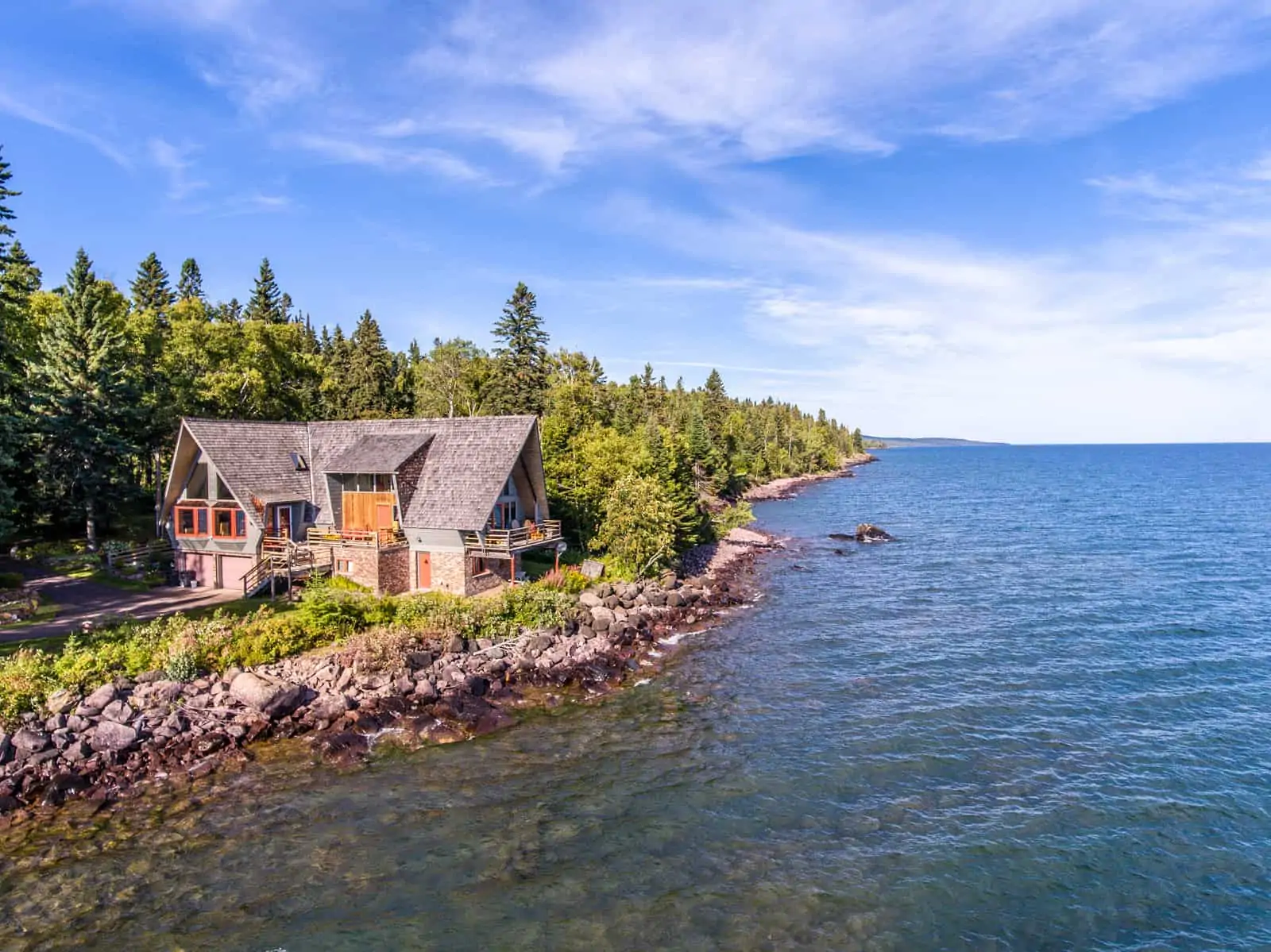 Always Grace | North Shore Vacation Homes for Large Groups
