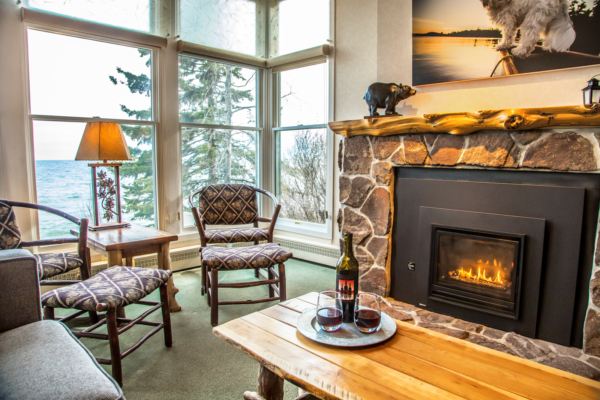 North Shore Vacation Rentals With Swimming Pools